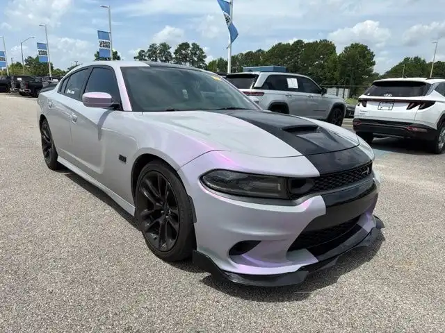 2020 Dodge Charger Scat Pack's photo