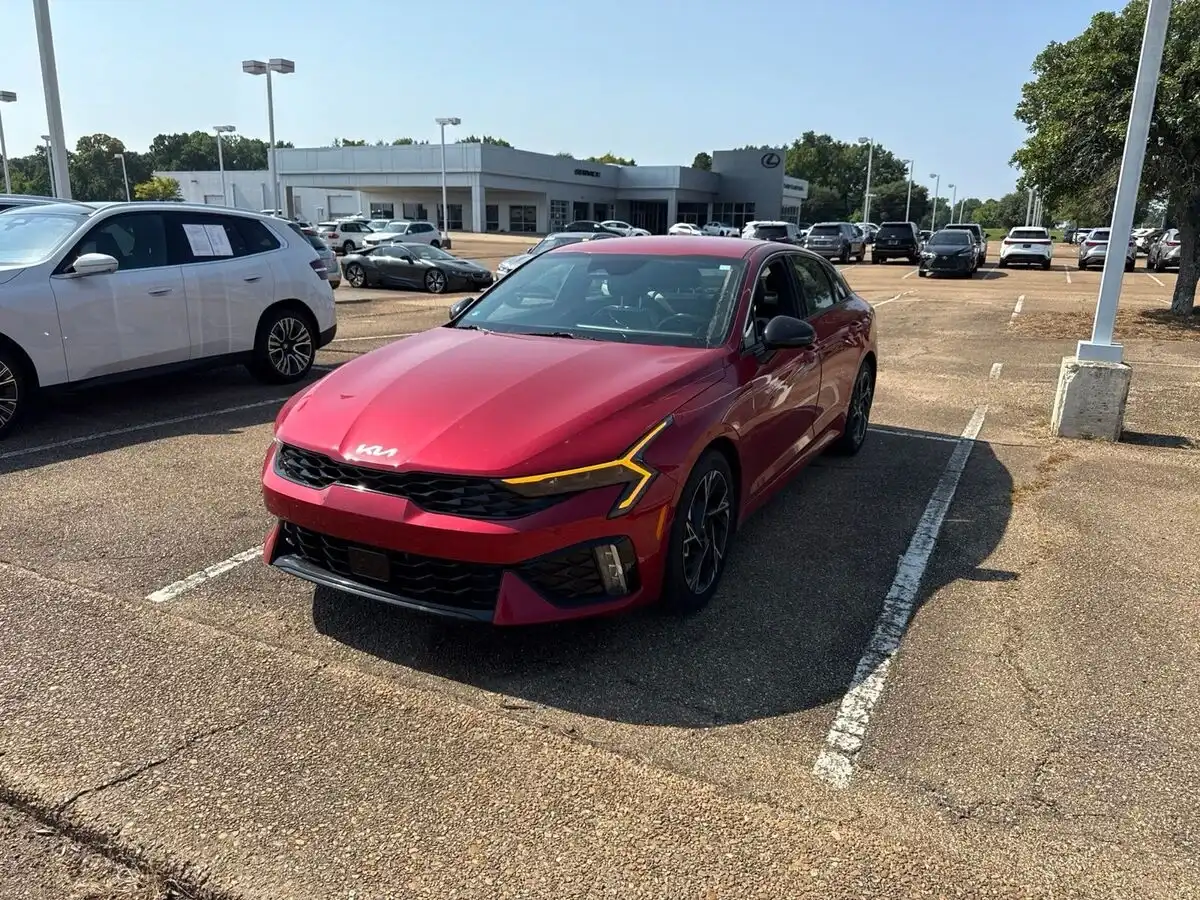 2025 Kia Optima GT-Line FWD's photo
