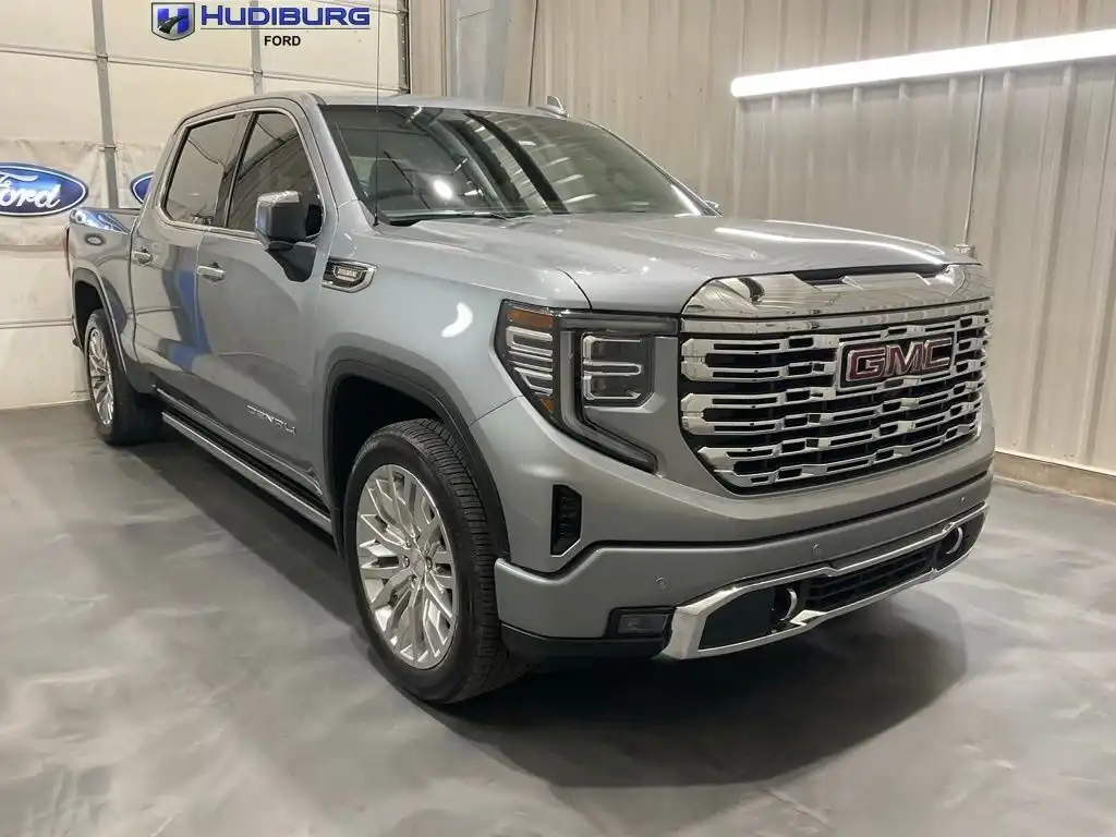 2024 GMC Sierra Denali 4WD Crew Cab Short Box's photo