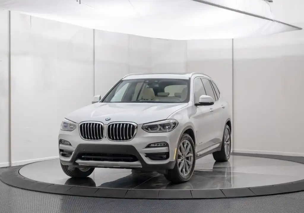 2018 BMW X3 xDrive30i's photo