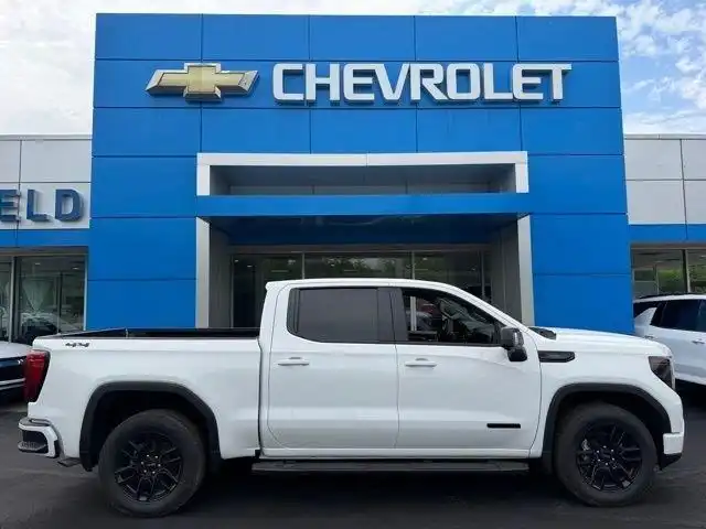 2026 GMC Sierra 4WD Crew Cab Standard Box Elevation's photo