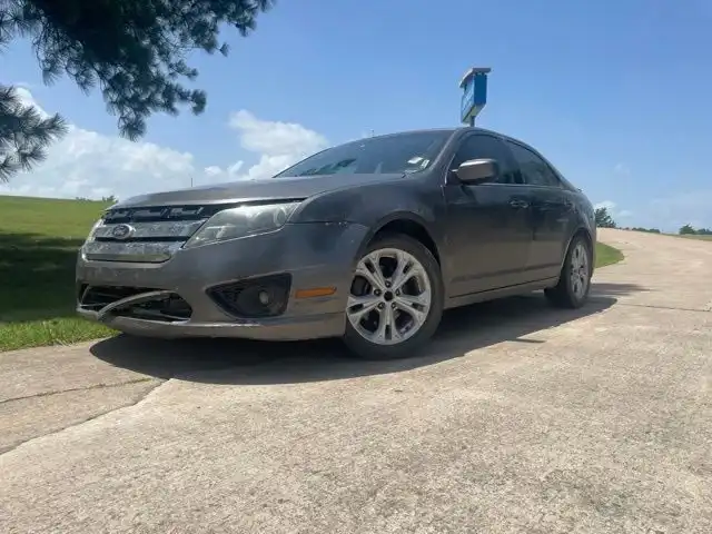 2010 Ford Fusion I-4 SE's photo