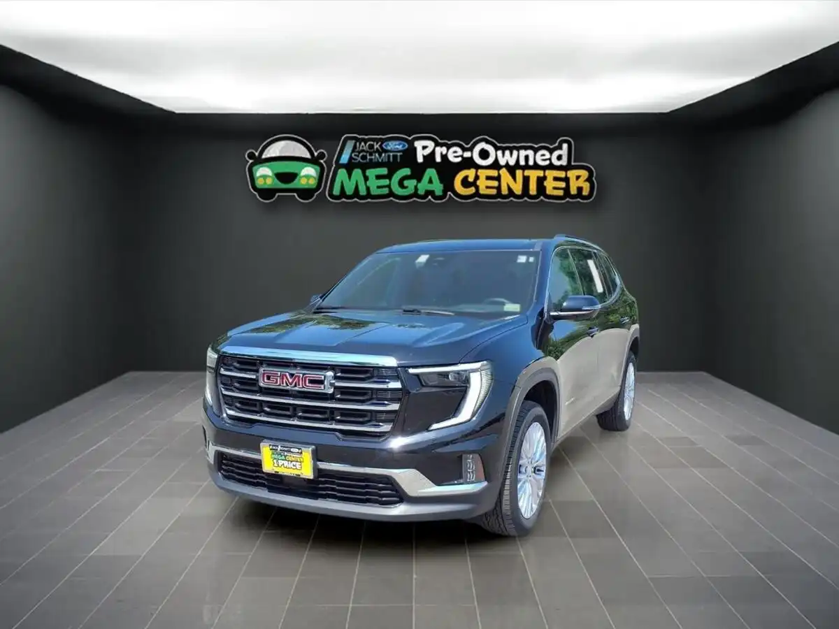 2026 GMC Acadia Elevation AWD's photo
