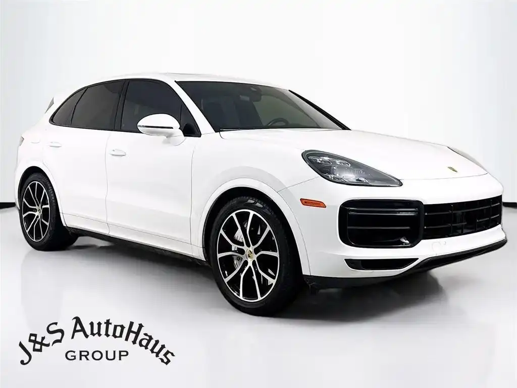 2021 Porsche Cayenne Turbo's photo