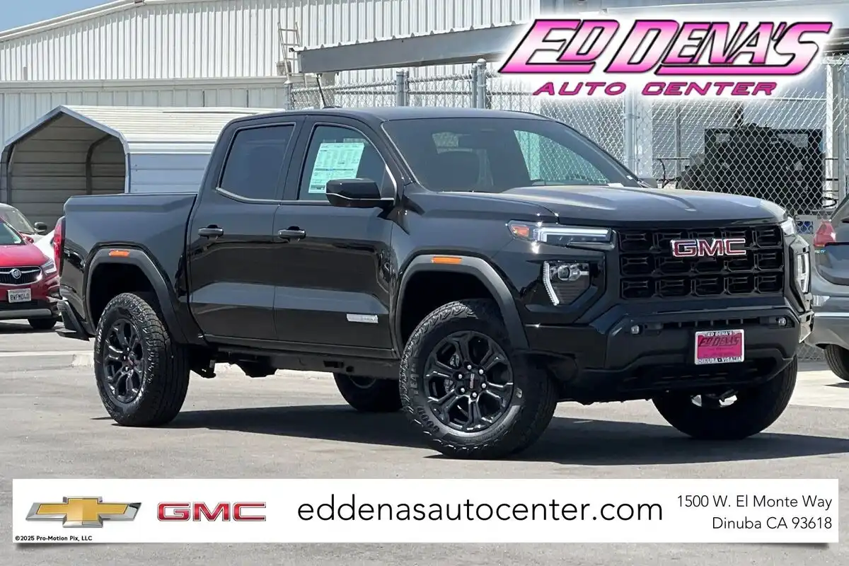 2025 GMC Canyon Elevation 2WD Crew Cab Short Box's photo