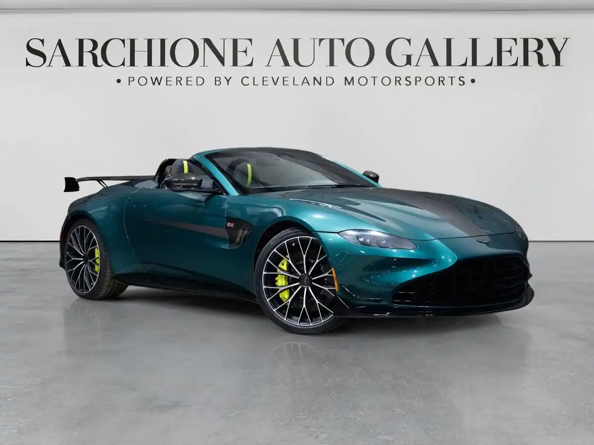 2023 Aston Martin Vantage F1 Roadster's photo