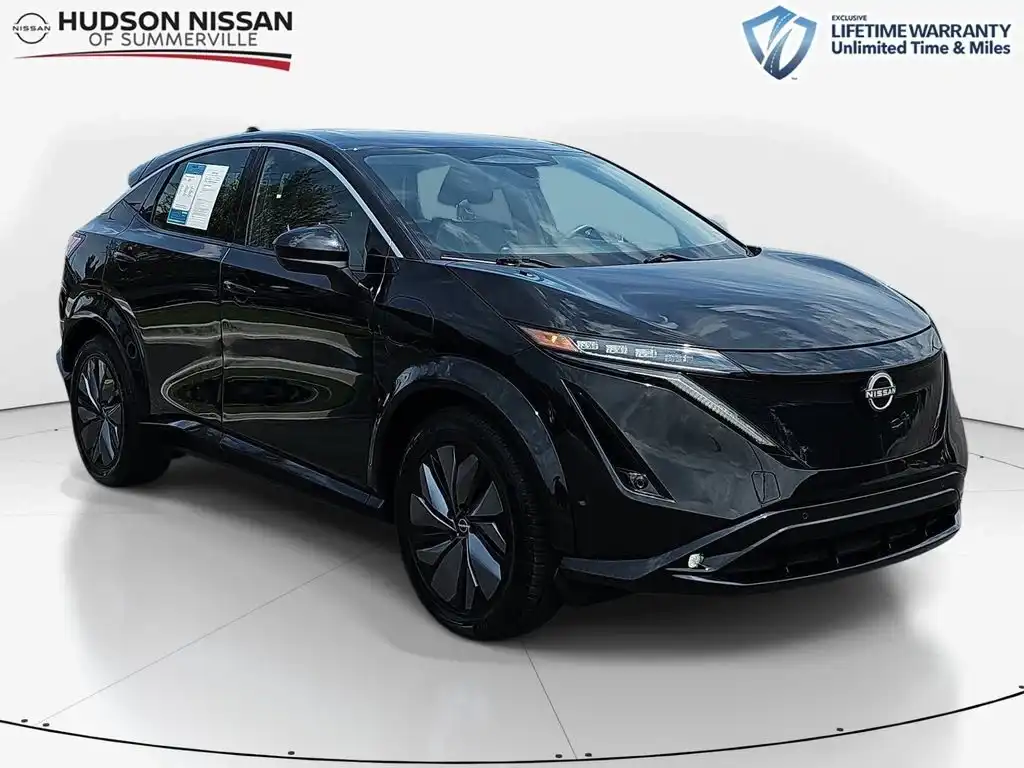 2023 Nissan Ariya Empower+ FWD's photo