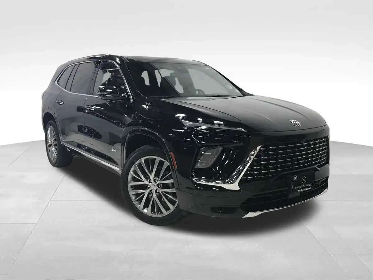 2026 Buick Enclave Avenir AWD's photo
