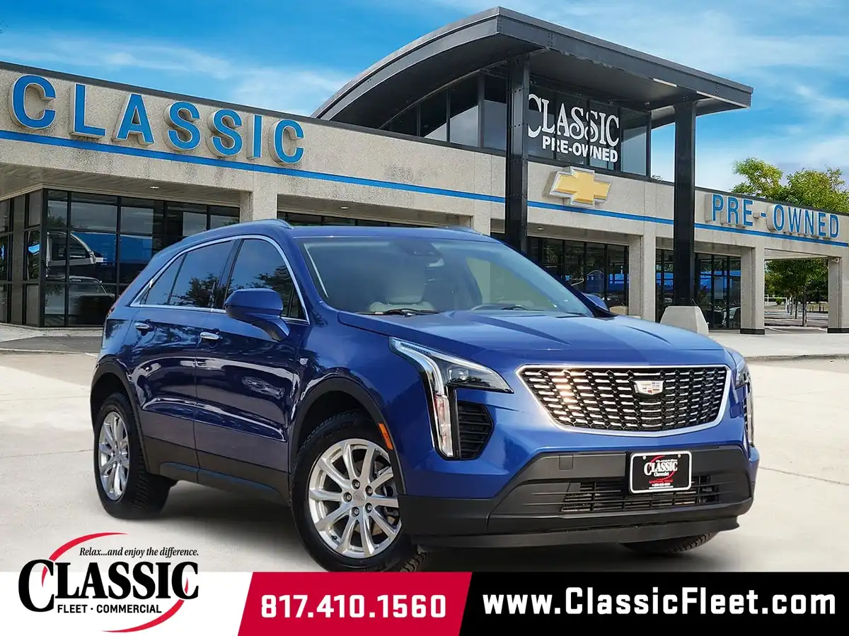 2023 Cadillac XT4 Luxury's photo