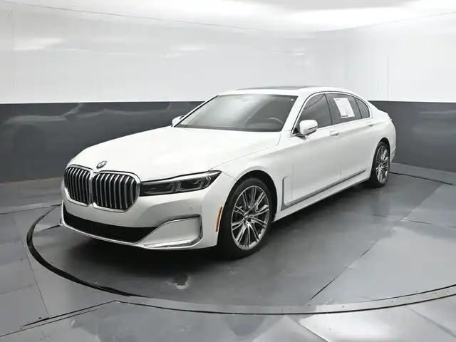 2022 BMW 7 Series 750i xDrive's photo