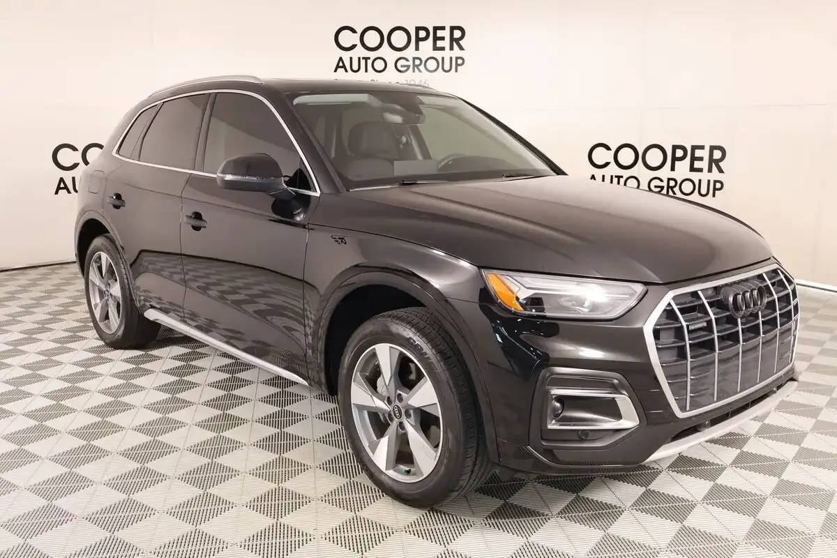 2024 Audi Q5 40 Premium's photo