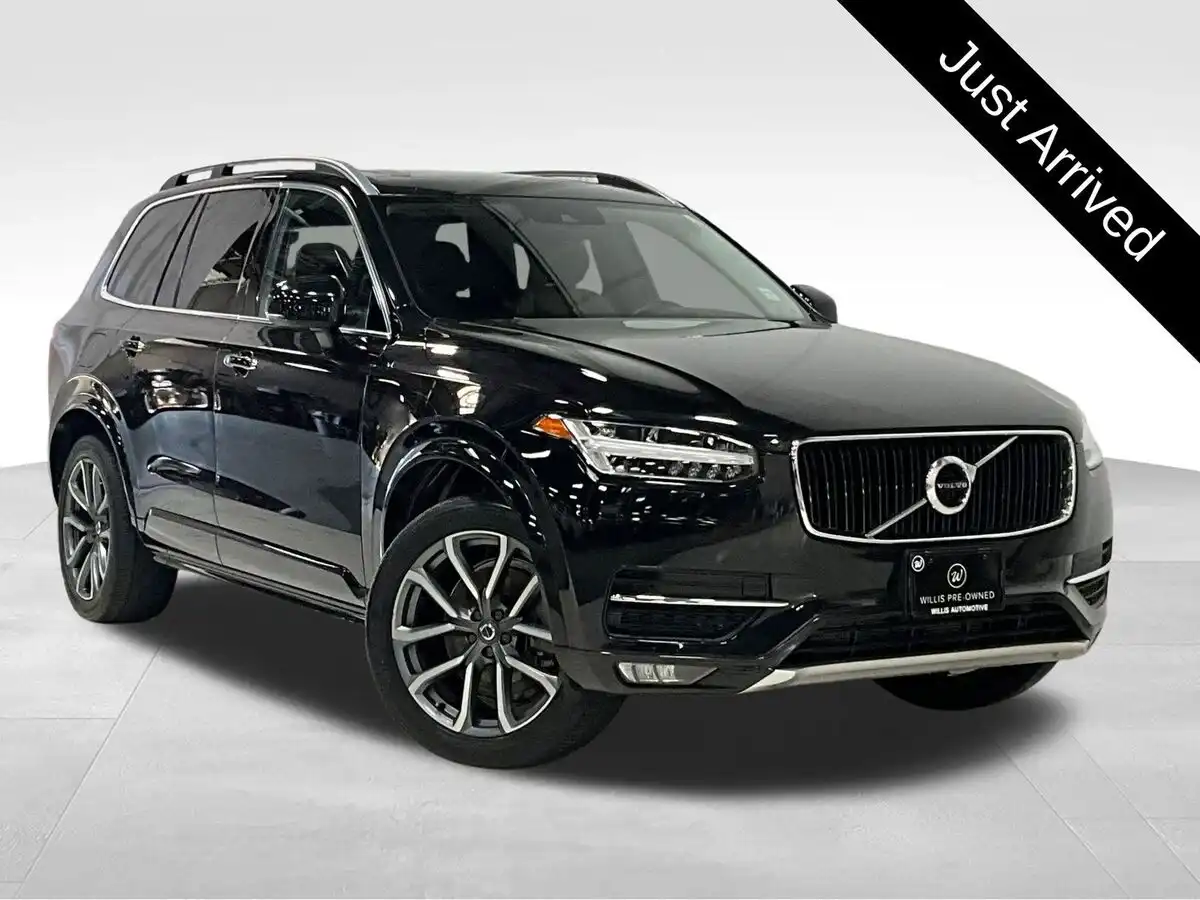 2019 Volvo XC90 T6 Momentum AWD's photo