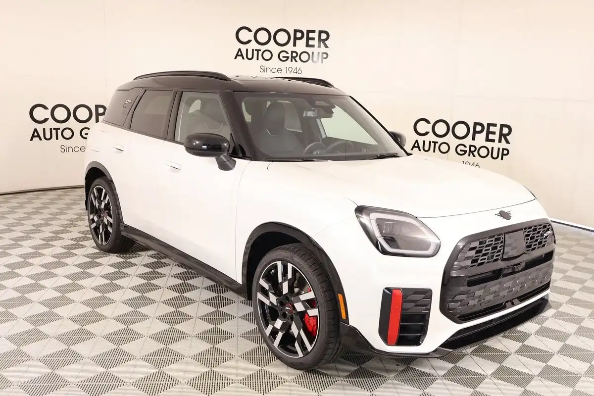 2027 MINI Countryman JCW ALL4's photo