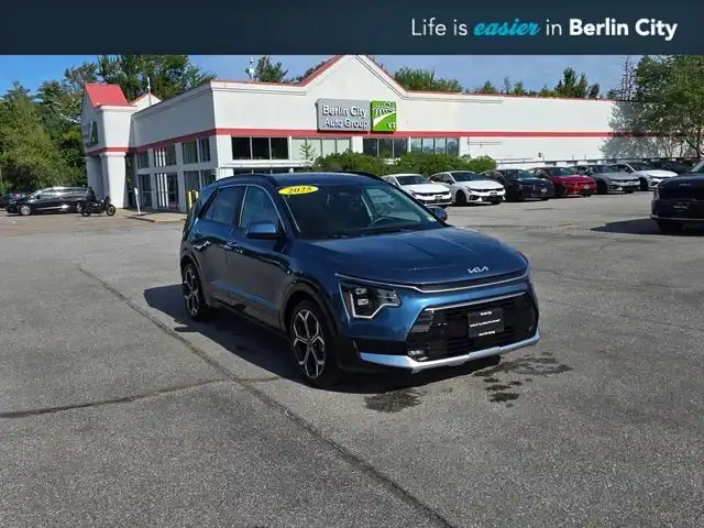 2025 Kia Niro SX Touring PHEV's photo