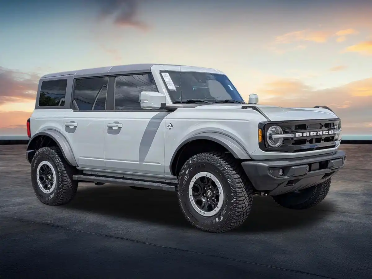2024 Ford Bronco Outer Banks 4WD's photo