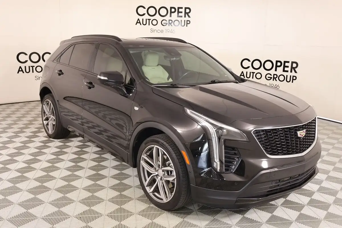 2023 Cadillac XT4 Sport's photo