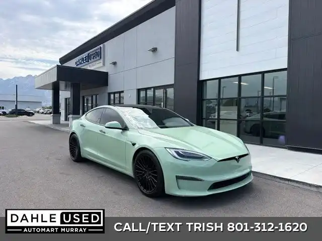 2022 Tesla Model S Plaid's photo