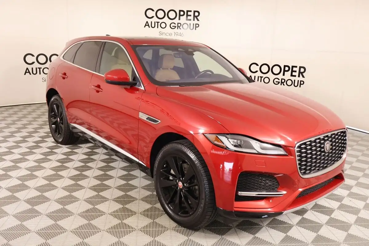 2023 Jaguar F-PACE P250 S's photo