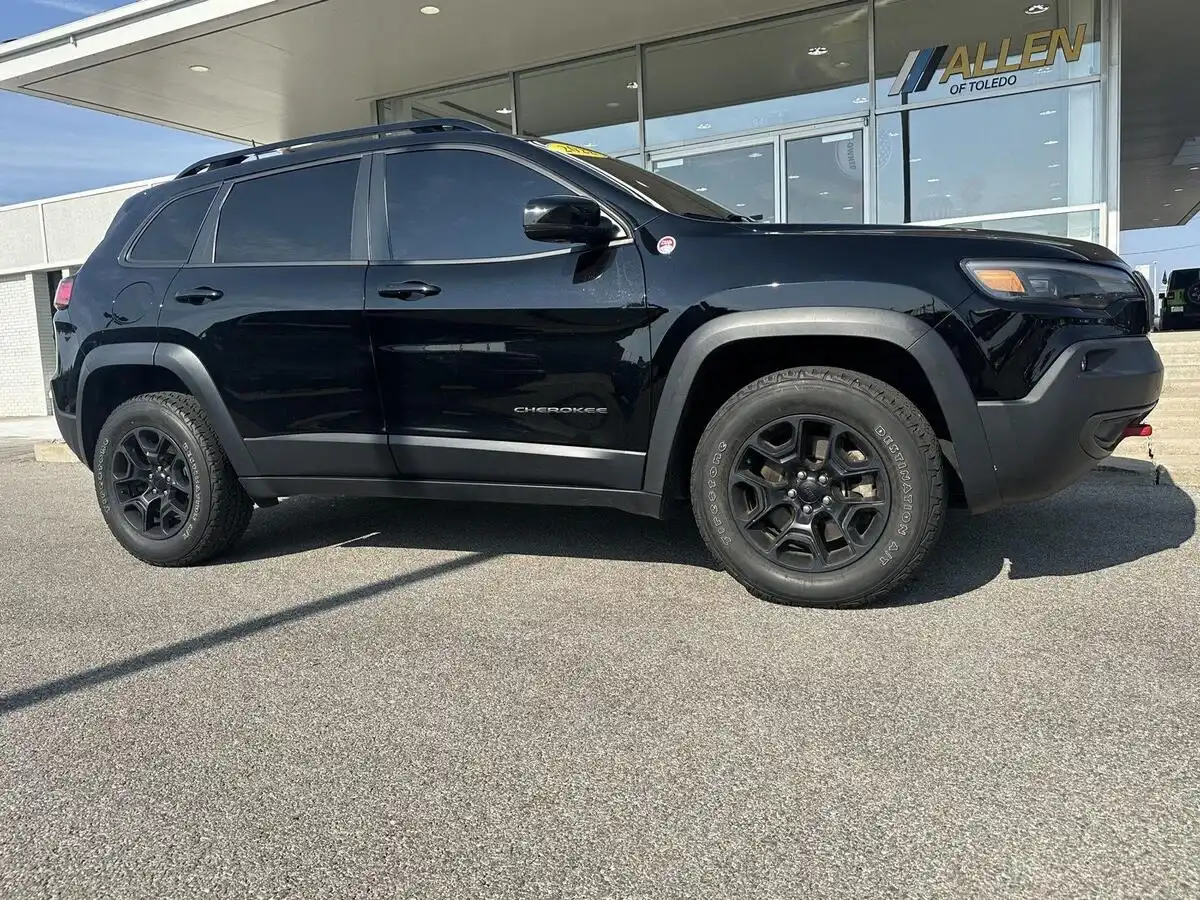 2022 Jeep Cherokee Trailhawk 4X4's photo