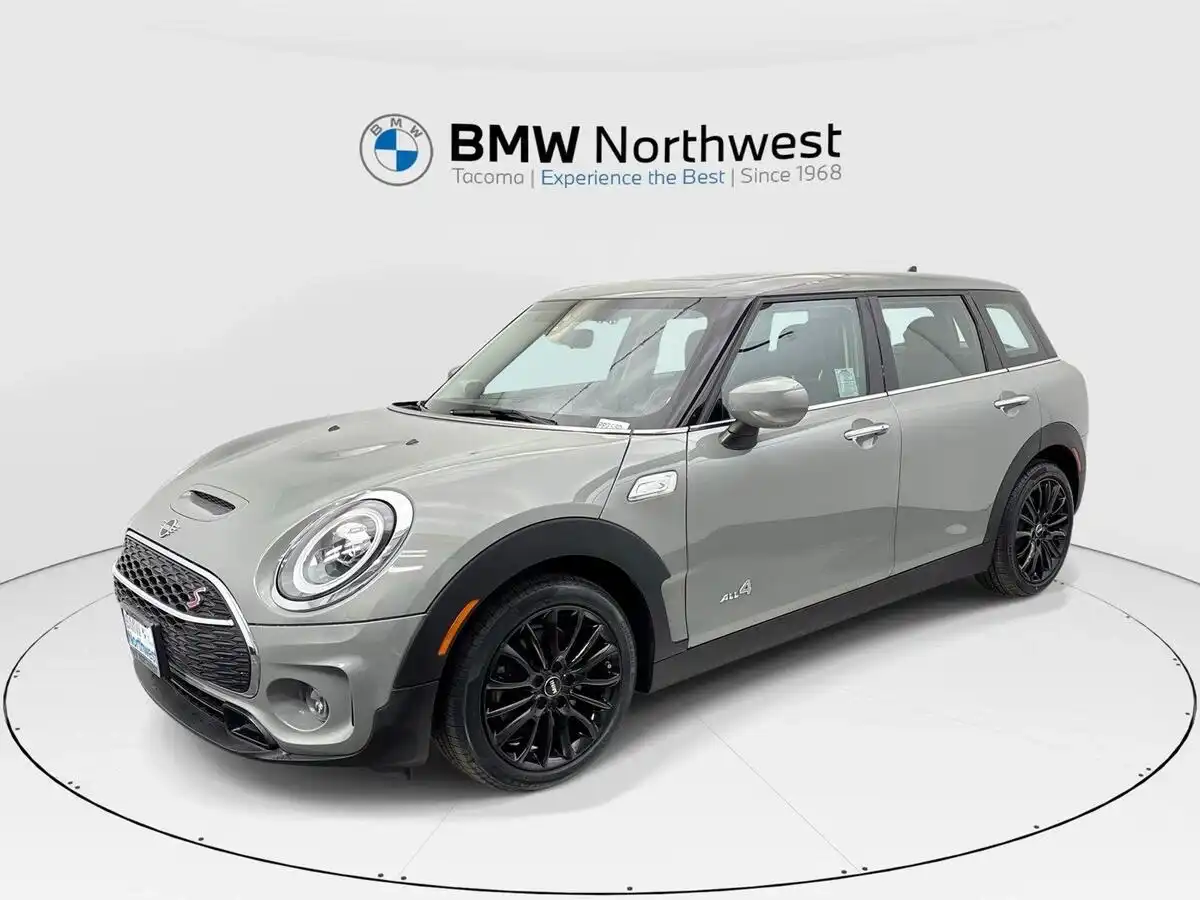 2020 MINI Clubman Cooper S's photo