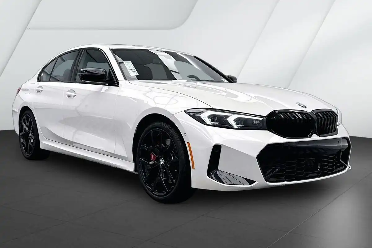 2026 BMW 3 Series 330i xDrive Sedan's photo