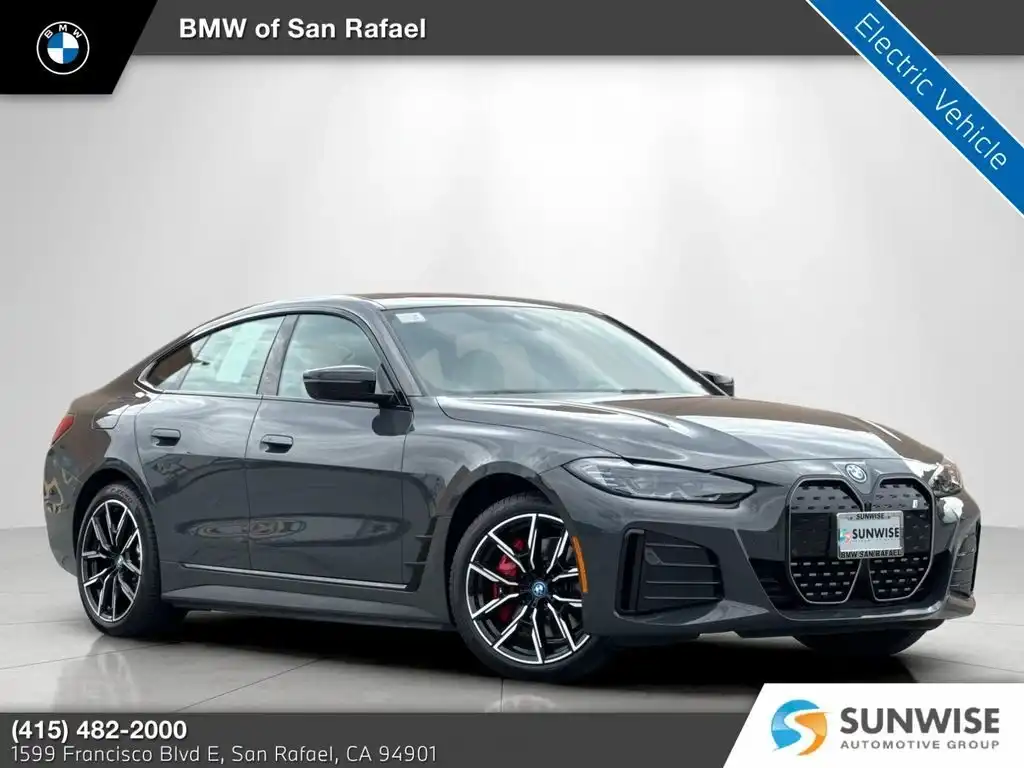 2023 BMW i4 eDrive40's photo