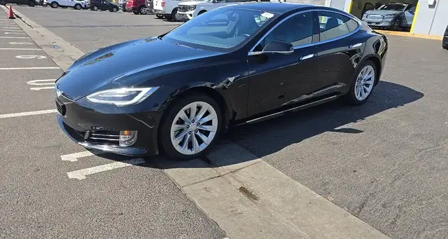 2018 Tesla Model S 75D's photo