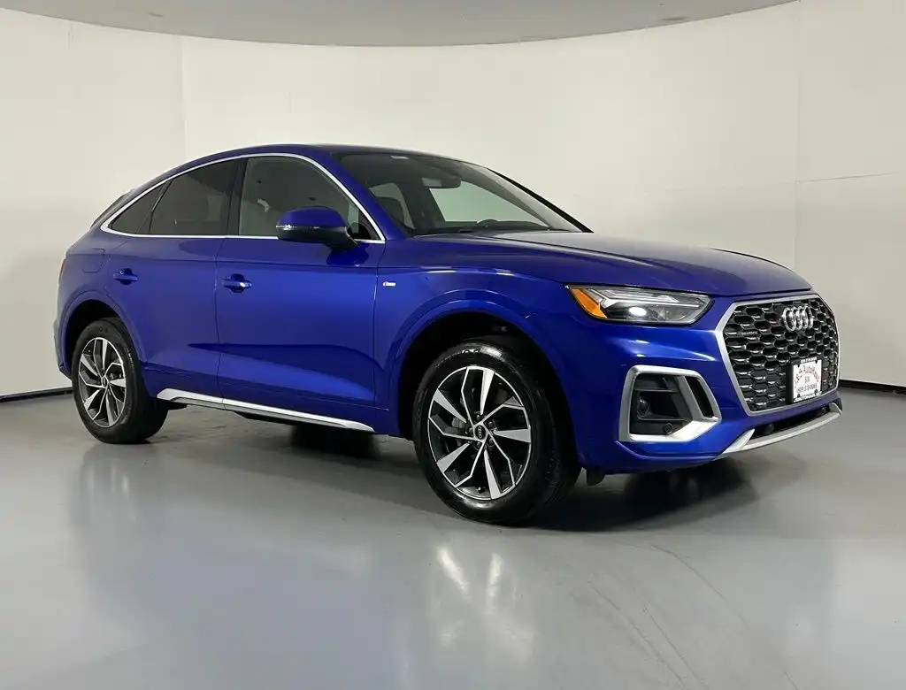 2021 Audi Q5 Sportback 45 Premium's photo