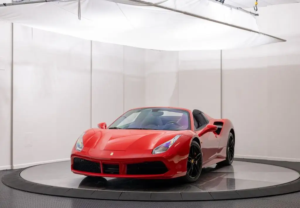 2019 Ferrari 488 Base photo 1