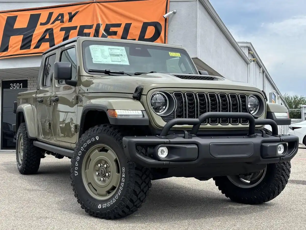 2026 Jeep Gladiator Willys 41 Auto's photo