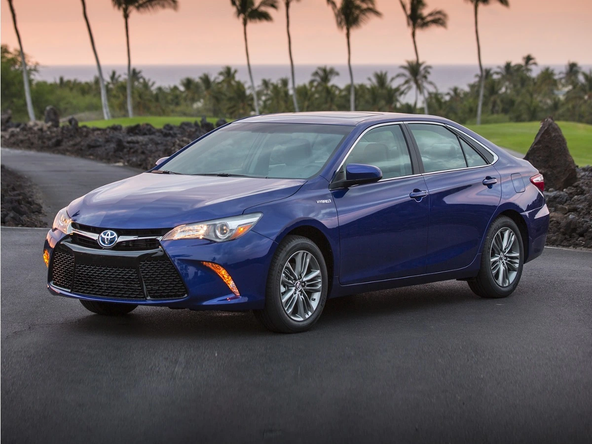 2015 Toyota Camry 2.5 Auto SE Hybrid's photo