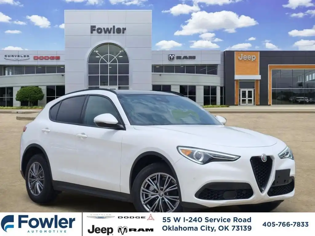 2023 Alfa Romeo Stelvio Sprint AWD's photo