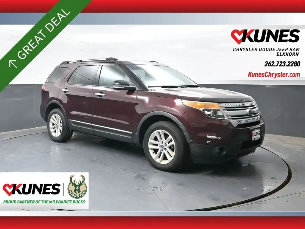 2011 Ford Explorer XLT 4WD's photo