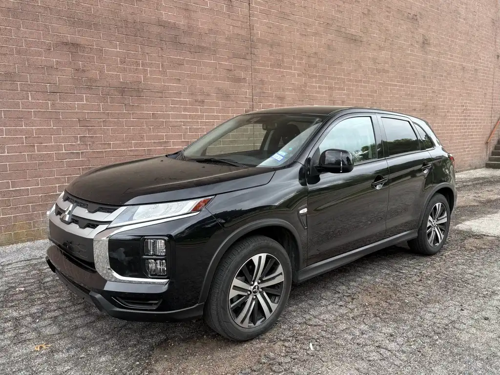 2025 Mitsubishi Outlander Sport 2.0 ES AWC CVT's photo