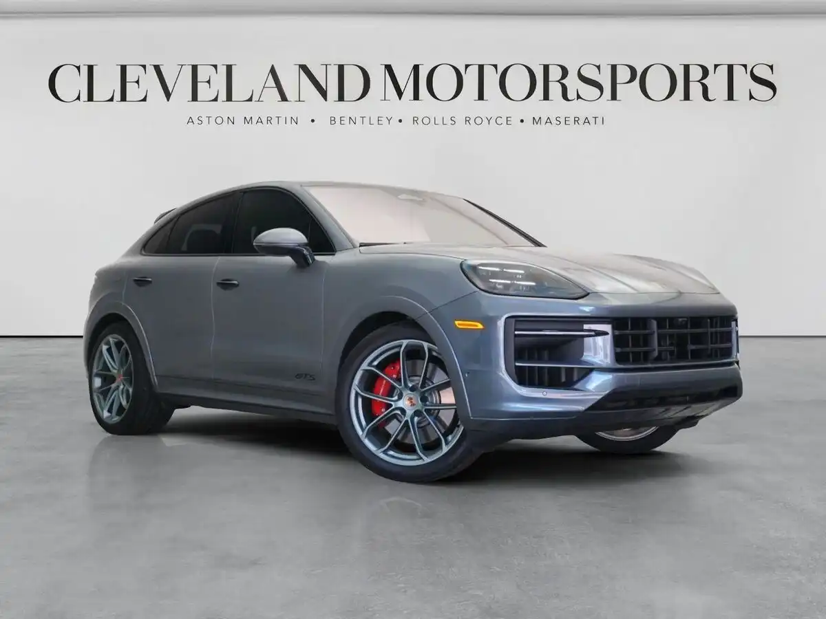 2026 Porsche Cayenne GTS's photo