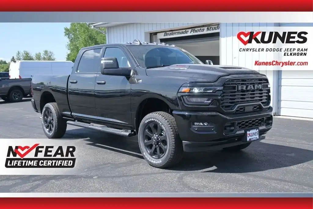 2026 RAM 2500 Tradesman/Black Express 4X4 Crew Cab SWB's photo