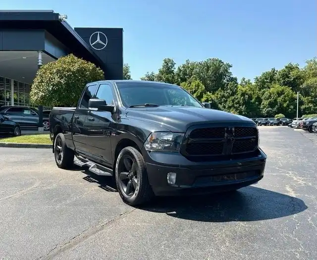 2018 RAM 1500 Big Horn 4x4 Quad Cab 6'4's photo
