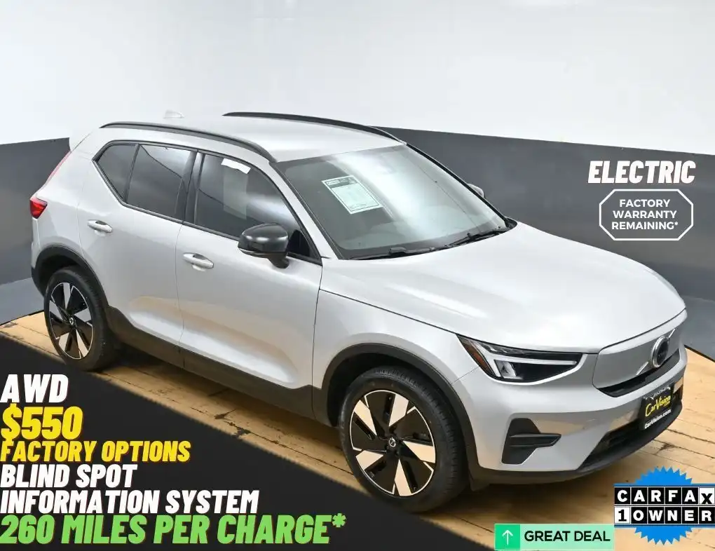 2025 Volvo EX40 Twin Motor Core AWD's photo