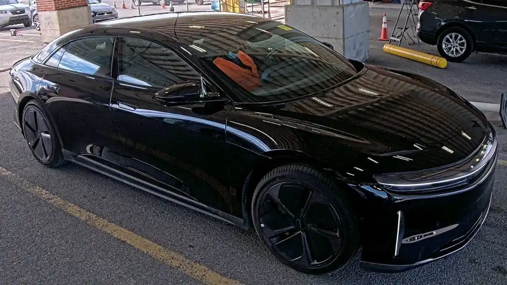 2024 Lucid Air Touring's photo