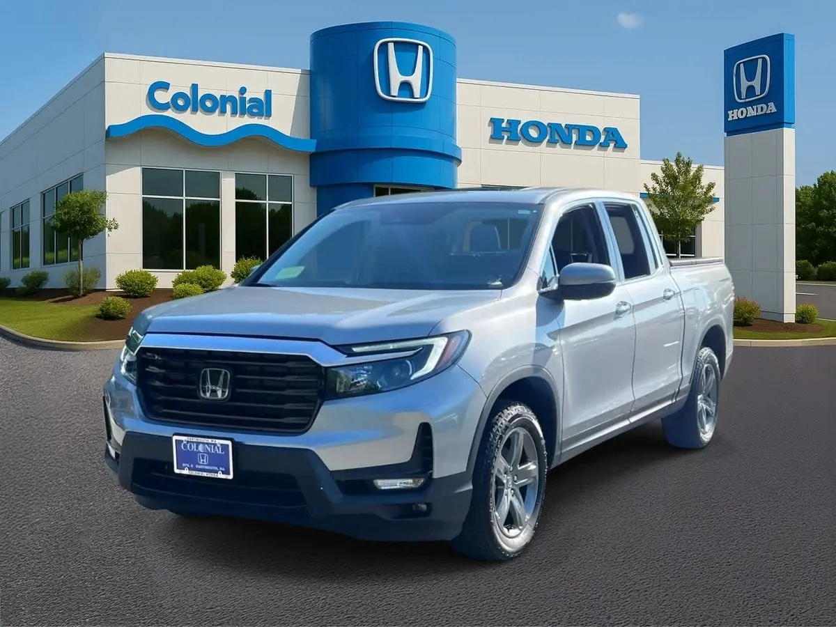 2023 Honda Ridgeline RTL-E AWD photo 3
