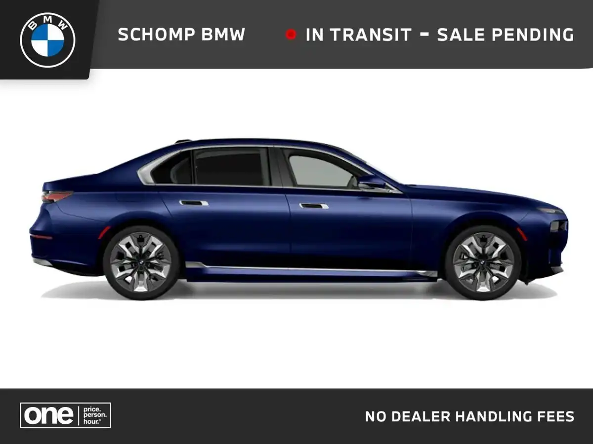 2027 BMW i7 xDrive60 Sedan's photo