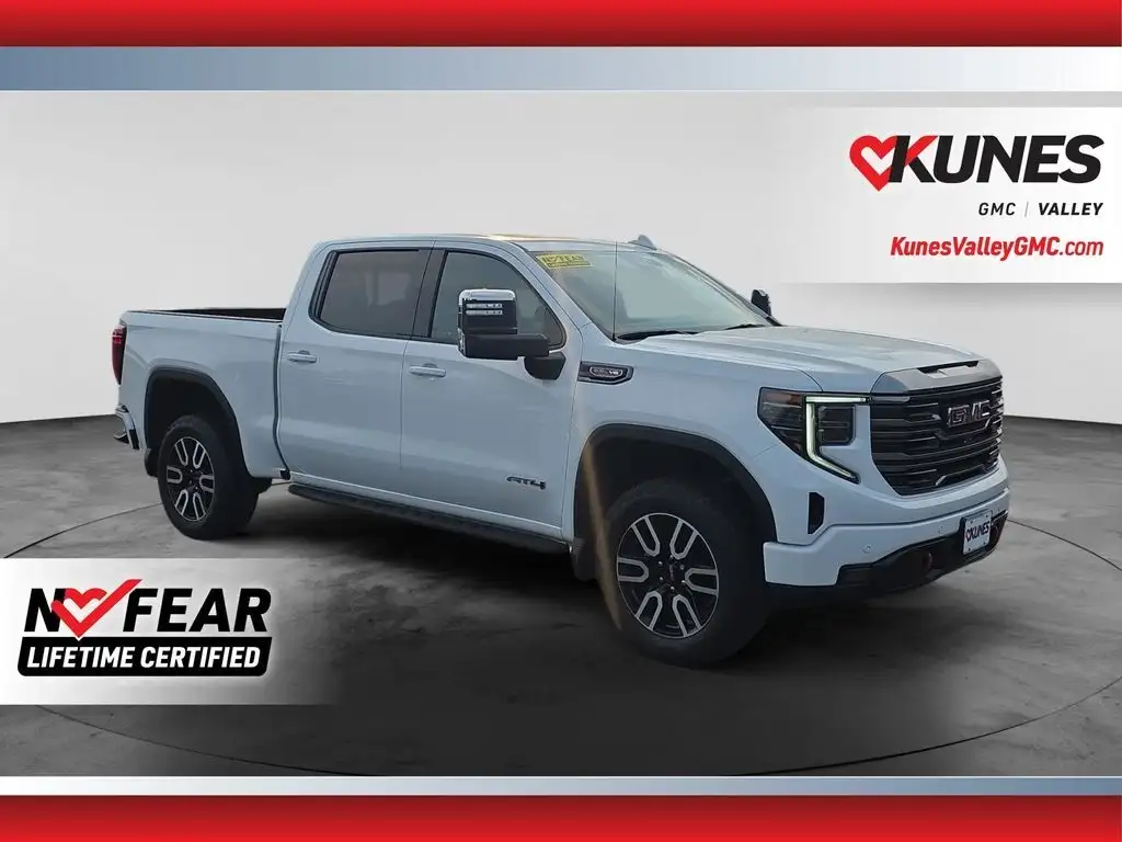2024 GMC Sierra AT4 4WD Crew Cab Short Box's photo