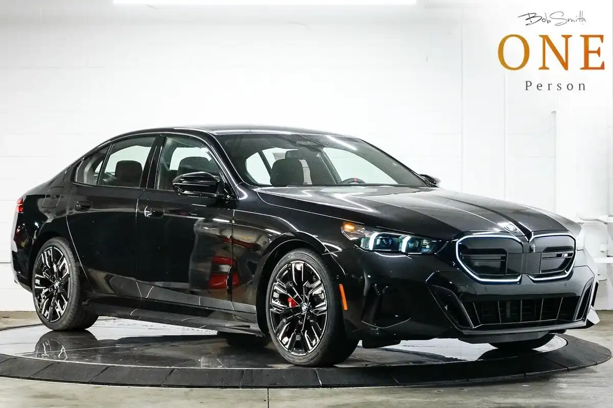 2026 BMW i5 M60 xDrive Sedan's photo