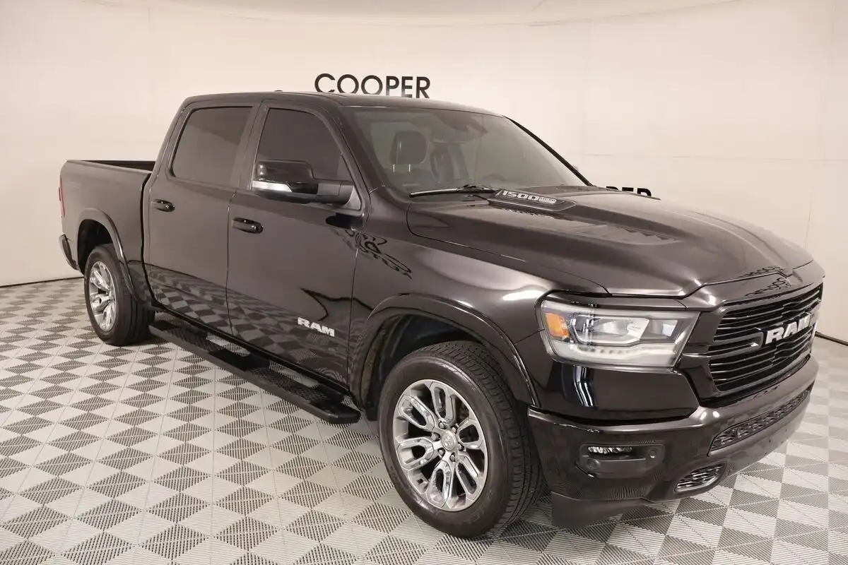 2021 RAM 1500 Laramie 4x4 Crew Cab 5'7's photo