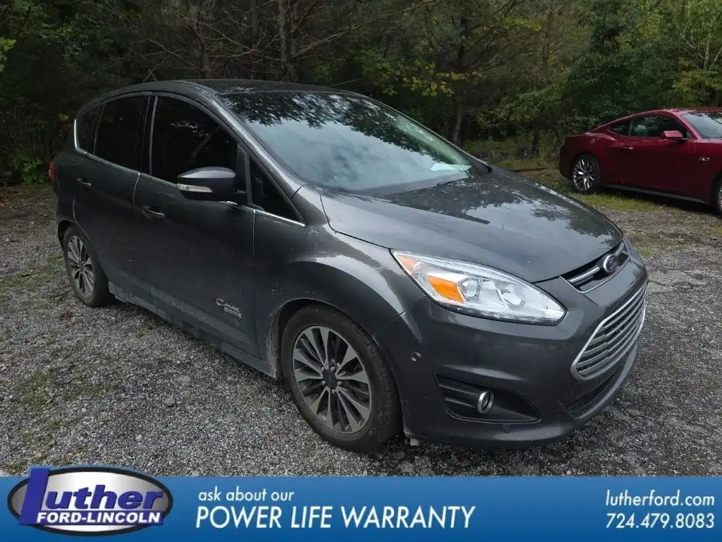 2017 Ford C-Max PHEV Titanium's photo