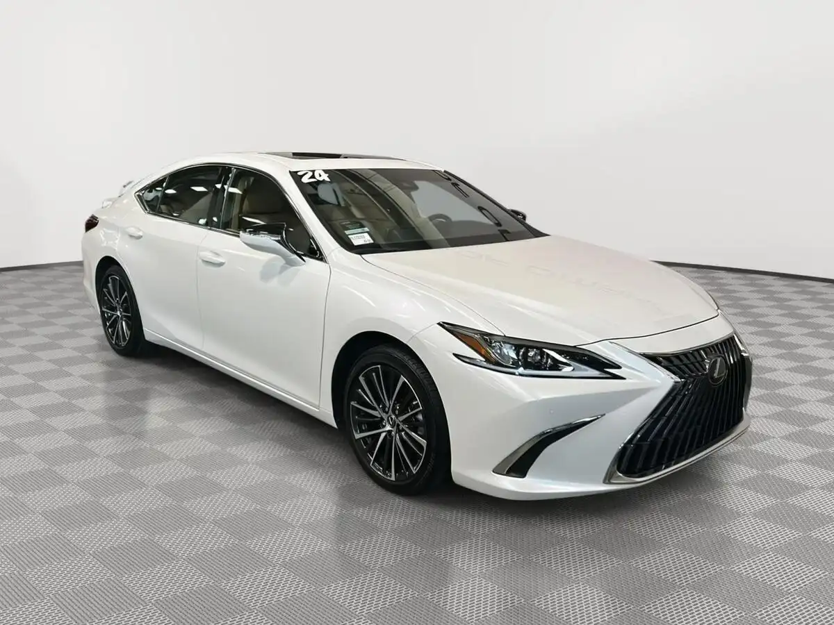 2024 Lexus ES 350 350's photo