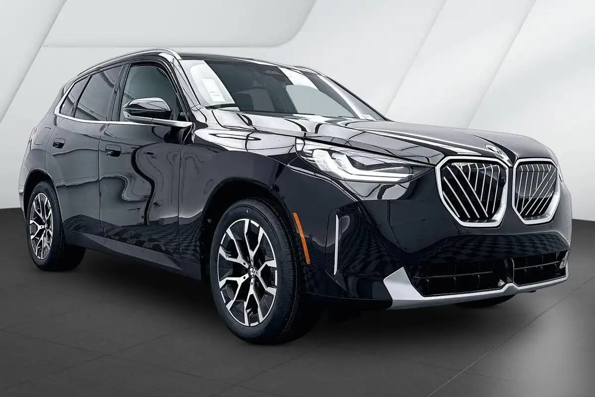 2026 BMW X3 30 XDRIVE's photo
