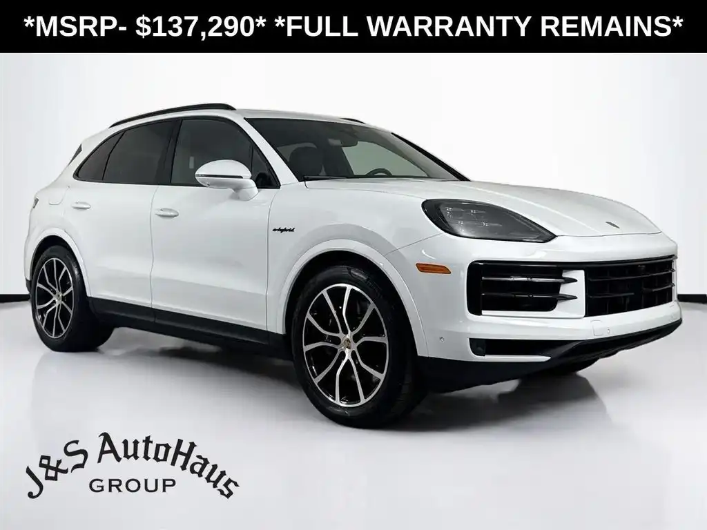 2025 Porsche Cayenne S E-Hybrid's photo