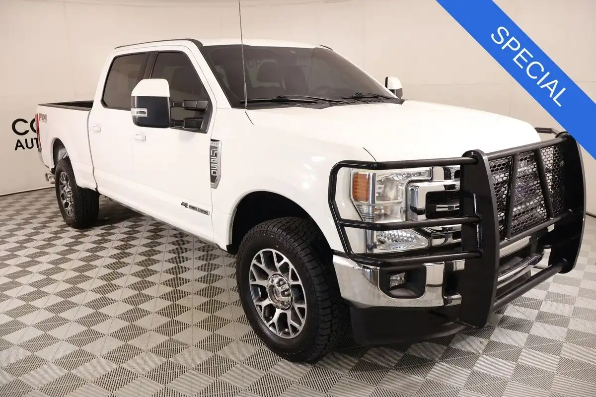 2022 Ford F-250 Lariat 4WD Crew Cab 6-3/4' Box's photo