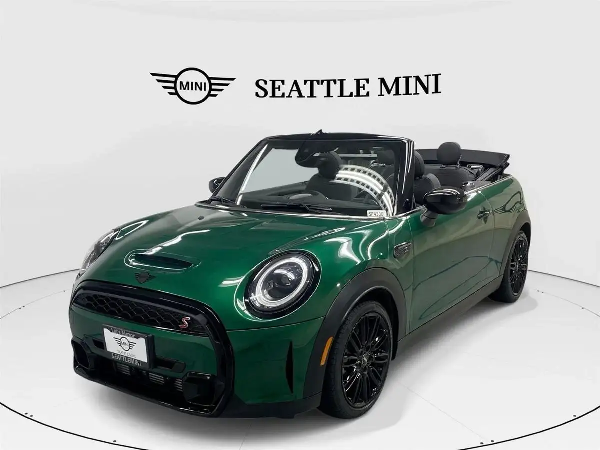 2024 MINI Convertible Cooper S's photo